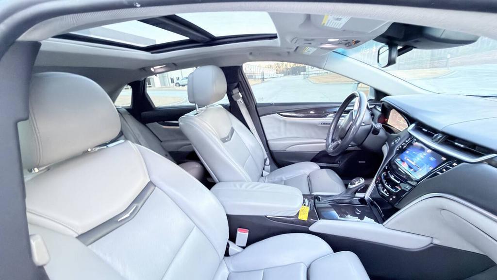 2013 Cadillac XTS - $7,800