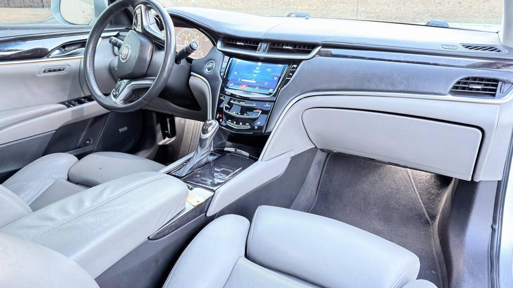2013 Cadillac XTS - $7,800