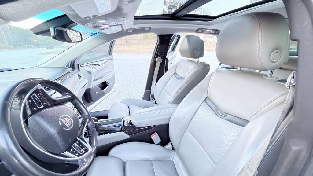 2013 Cadillac XTS - $7,800