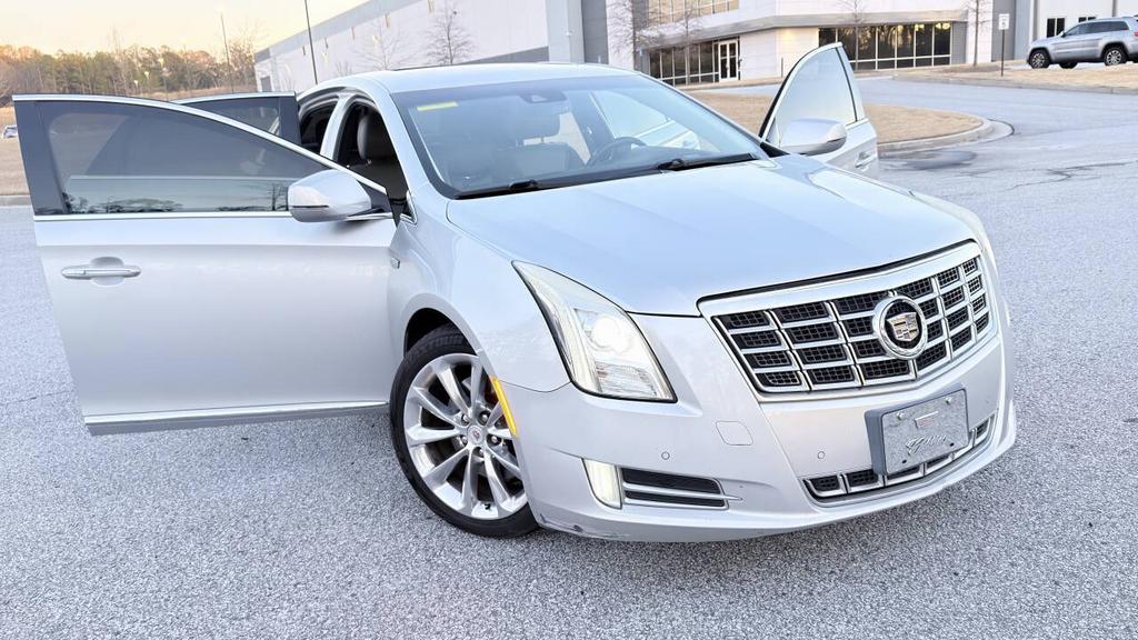 2013 Cadillac XTS - $7,800