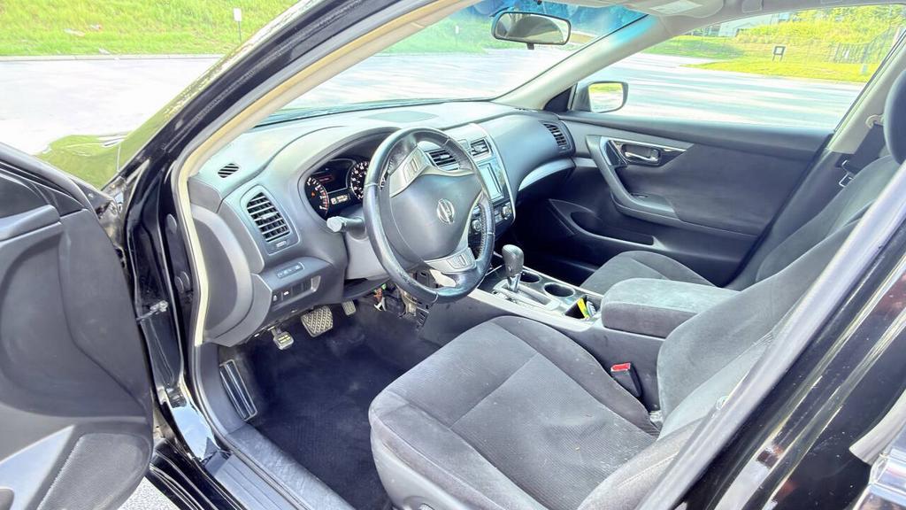 2013 Nissan Altima - $5,999