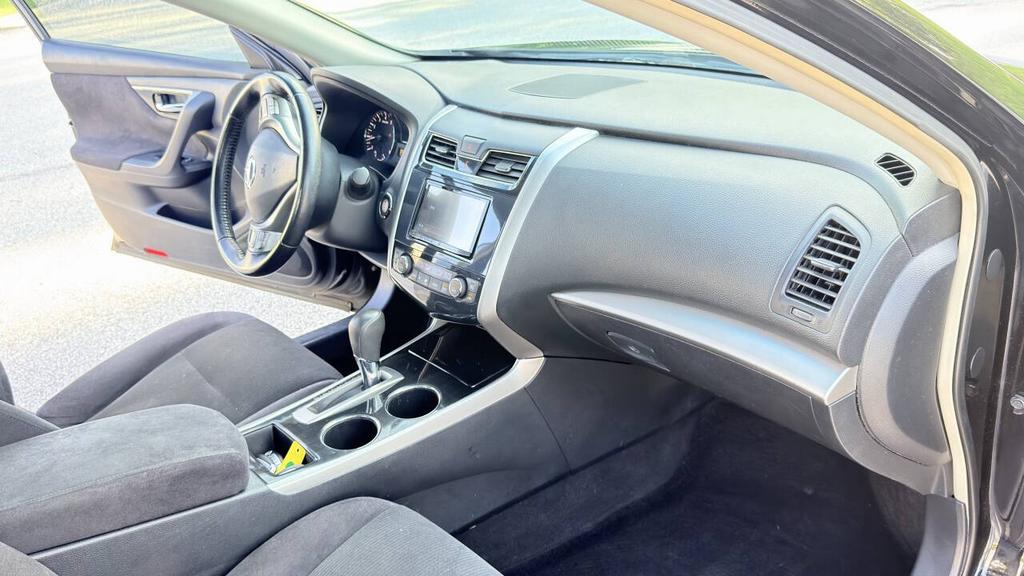 2013 Nissan Altima - $5,999
