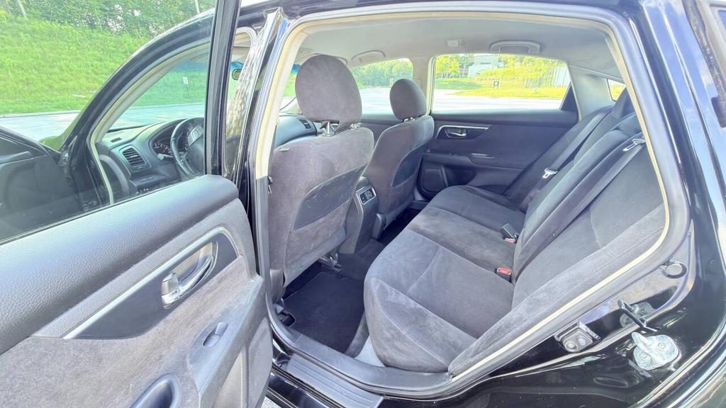 2013 Nissan Altima - $5,999