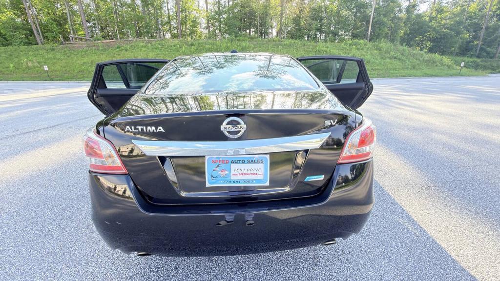 2013 Nissan Altima - $5,999