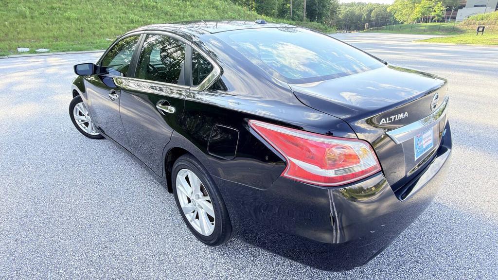 2013 Nissan Altima - $5,999