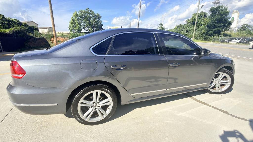 2015 Volkswagen Passat - $5,999