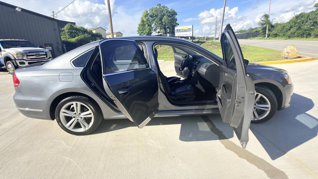 2015 Volkswagen Passat - $5,999