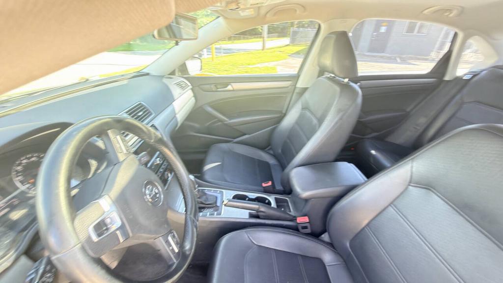 2015 Volkswagen Passat - $5,999