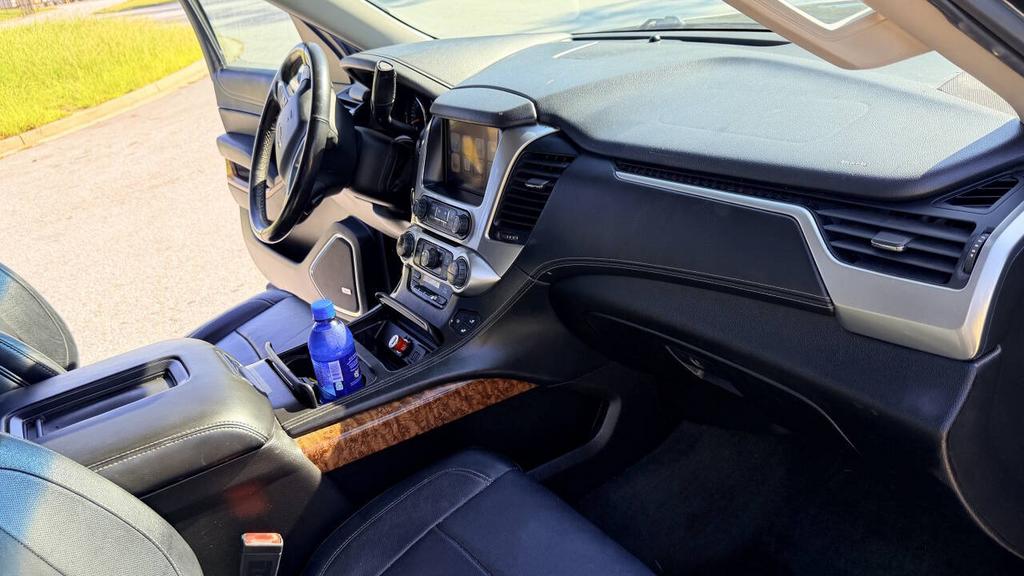 2015 Chevrolet Tahoe - $8,500