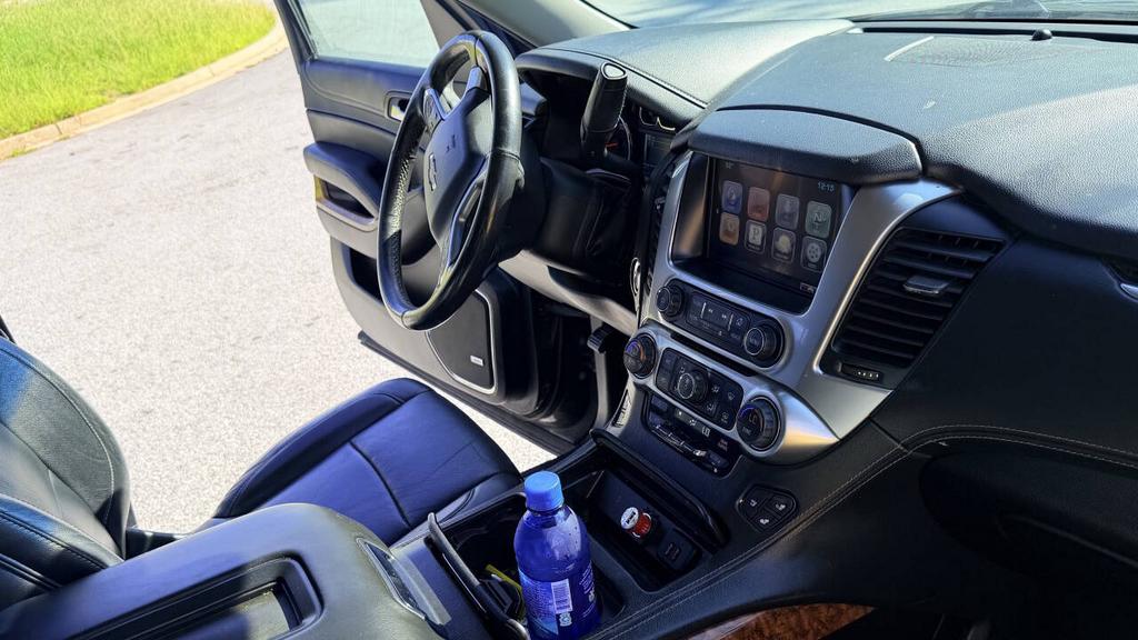 2015 Chevrolet Tahoe - $8,500