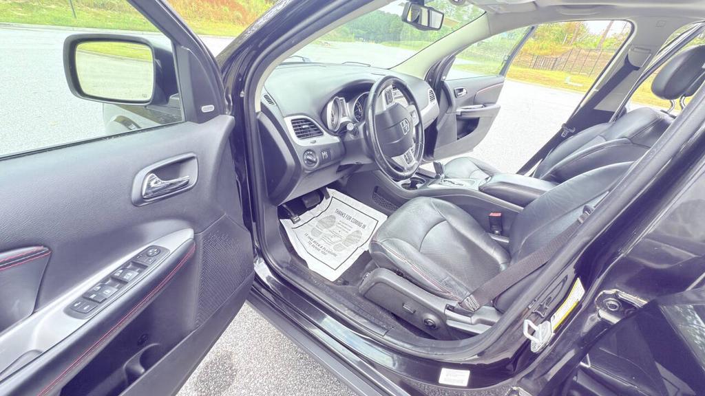 2013 Dodge Journey - $8,500