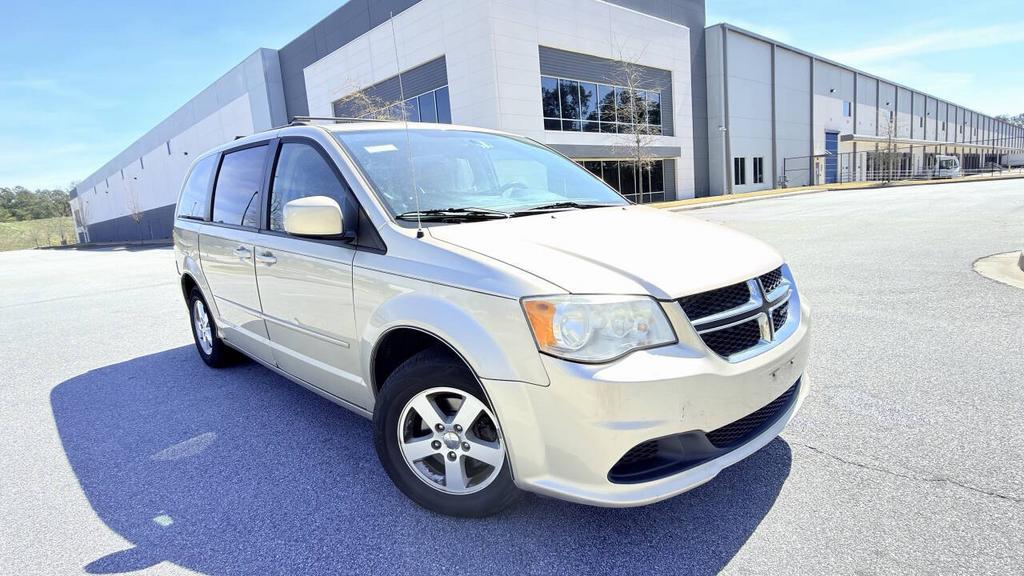 2012 Dodge Grand Caravan - $2,999