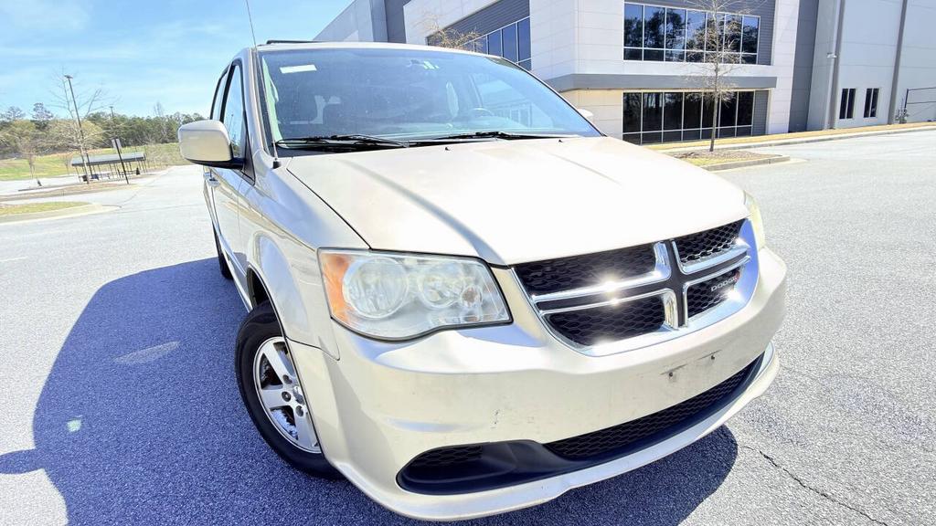 2012 Dodge Grand Caravan - $2,999