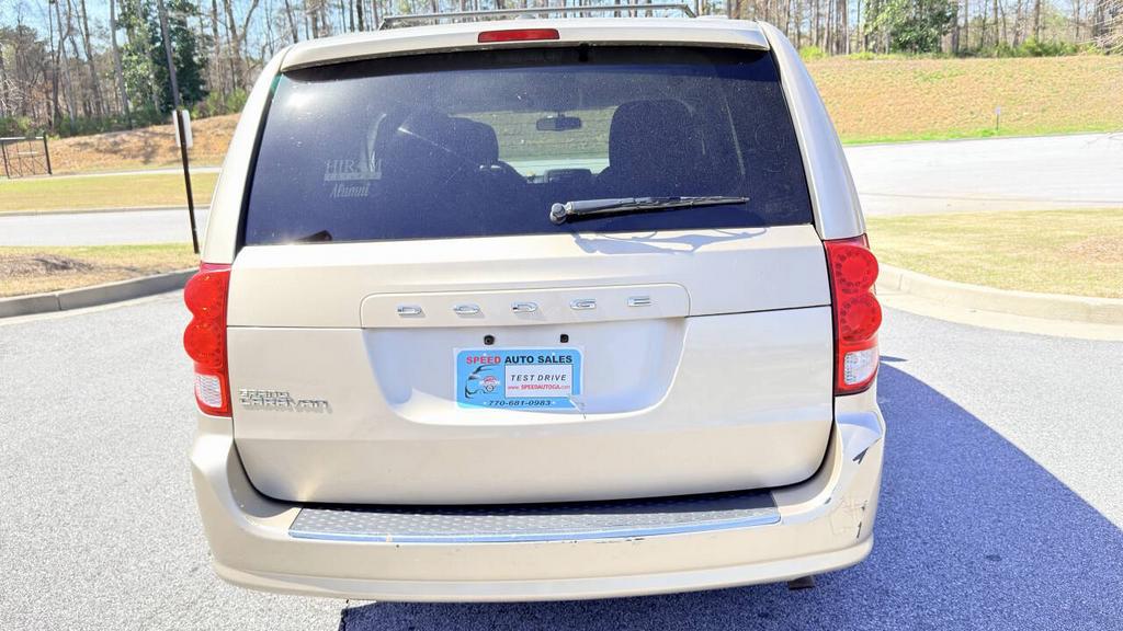 2012 Dodge Grand Caravan - $2,999