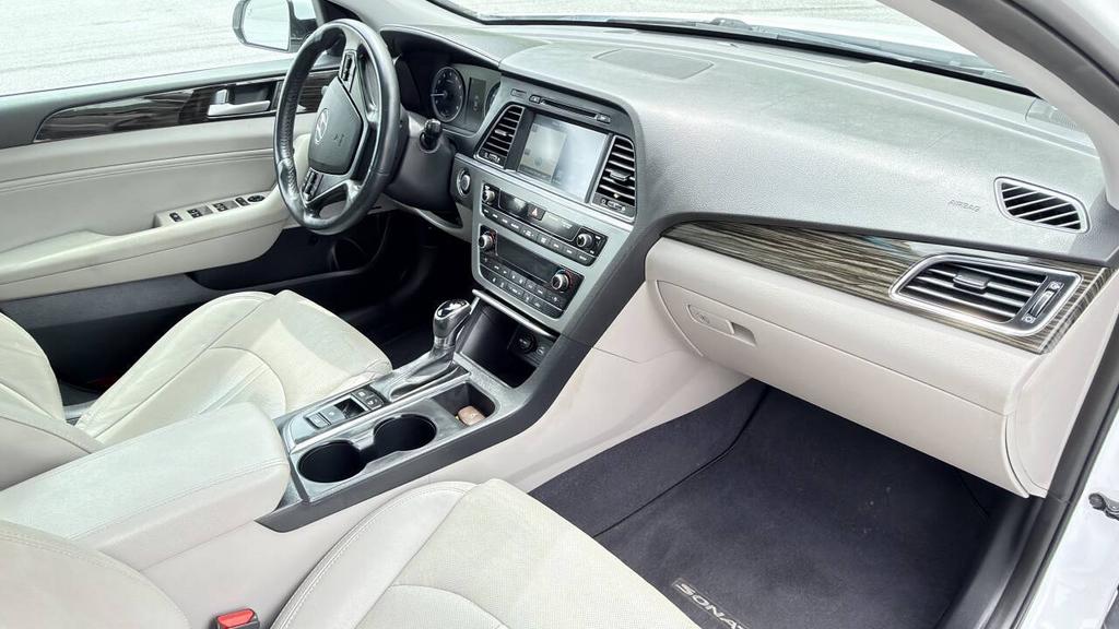 2016 Hyundai Sonata - $7,999