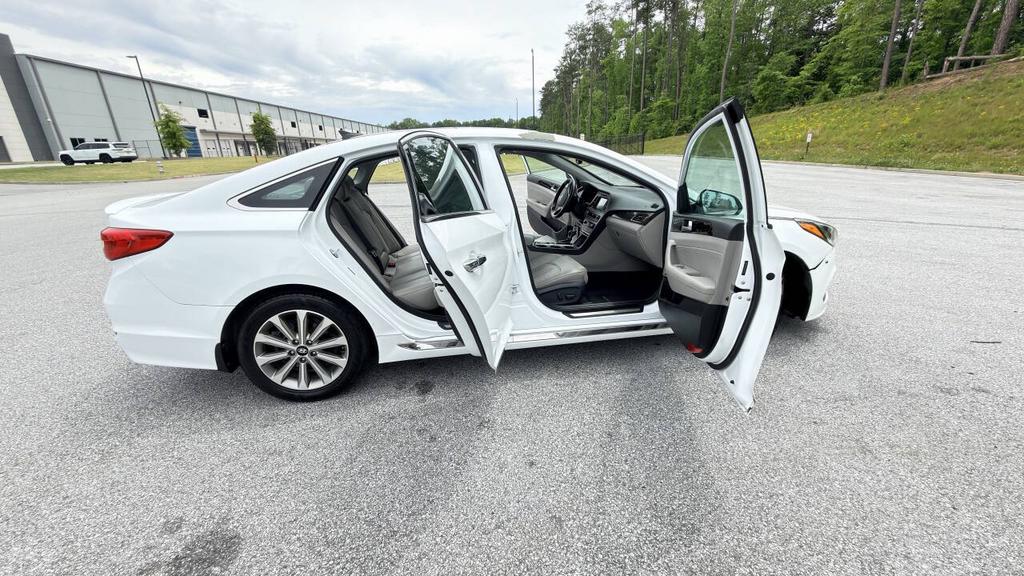 2016 Hyundai Sonata - $7,999