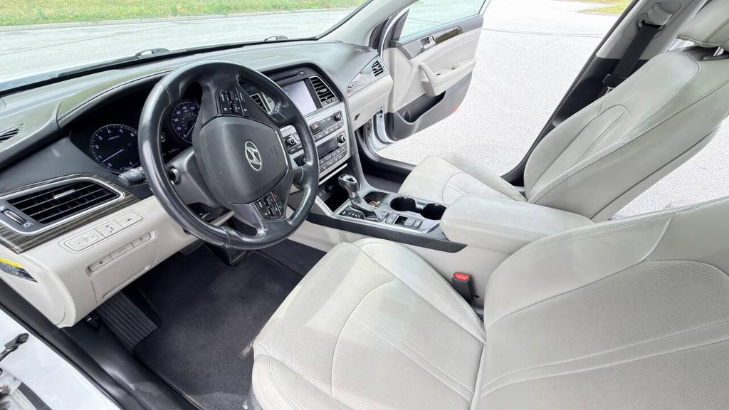 2016 Hyundai Sonata - $7,999