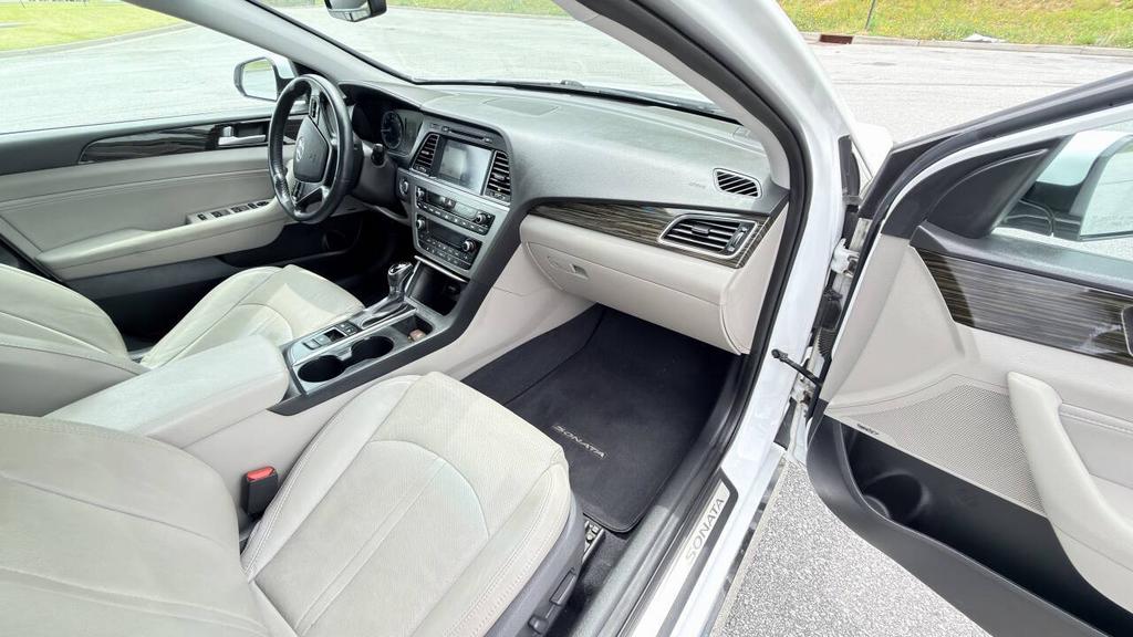 2016 Hyundai Sonata - $7,999