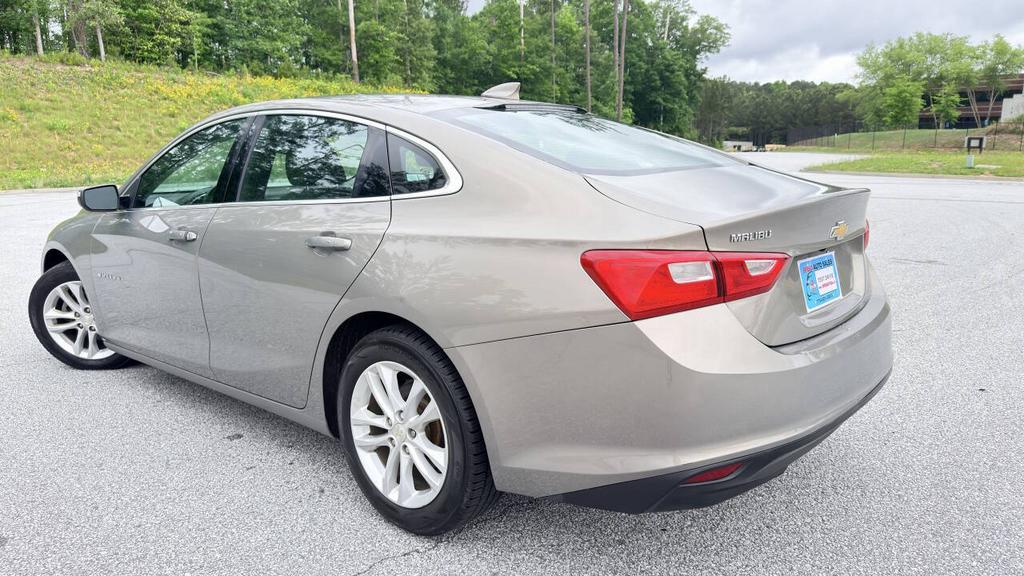 2017 Chevrolet Malibu - $6,500