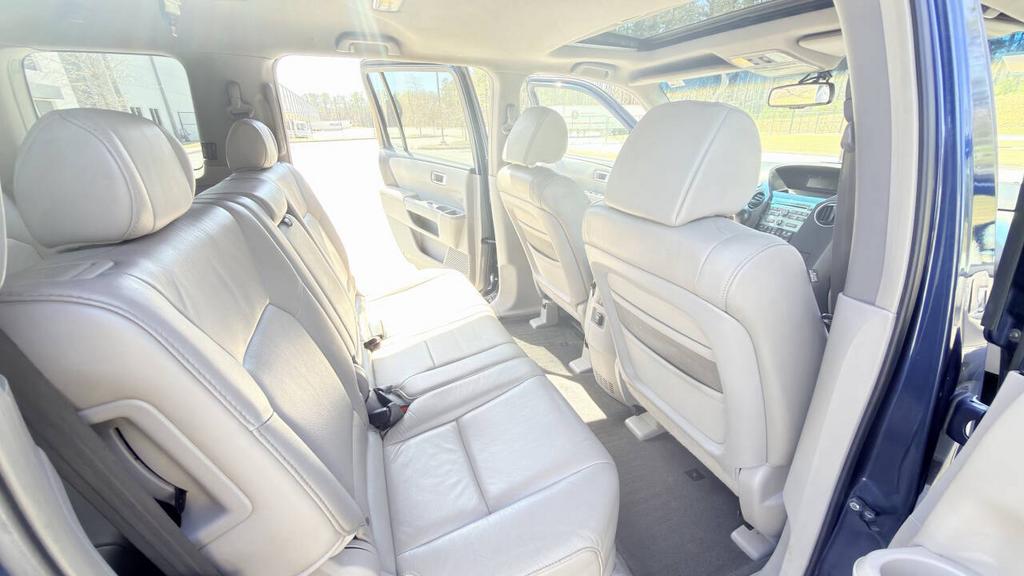 2009 Honda Pilot - $5,999