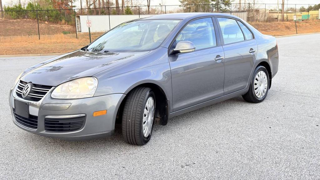 2009 Volkswagen Jetta - $4,500