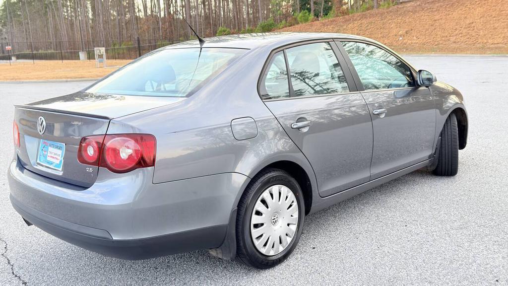 2009 Volkswagen Jetta - $4,500
