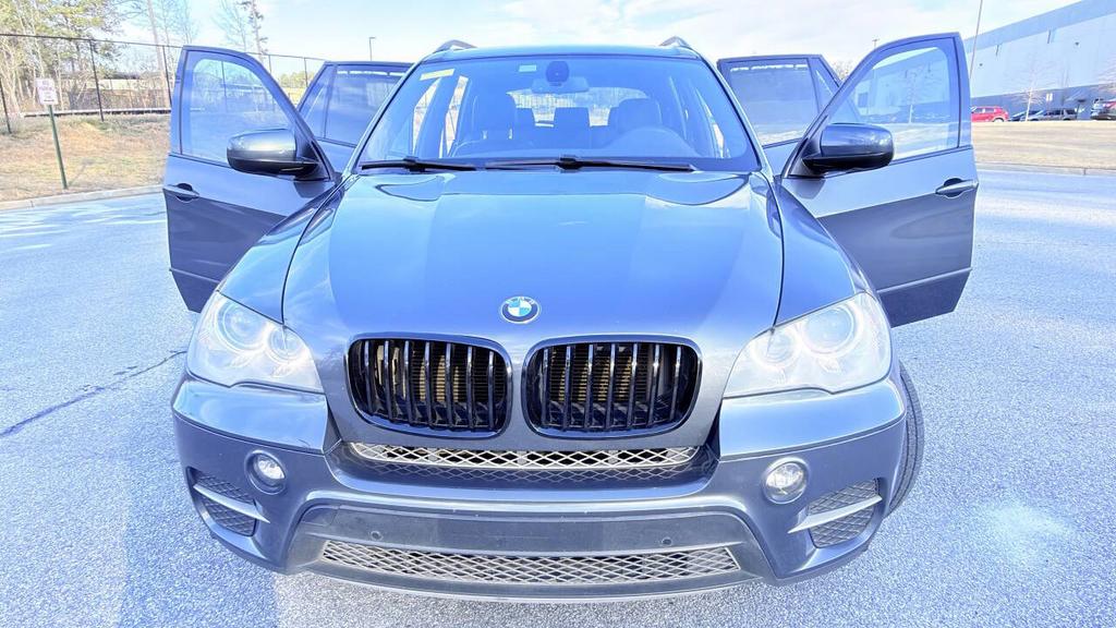 2013 BMW X5 - $8,500