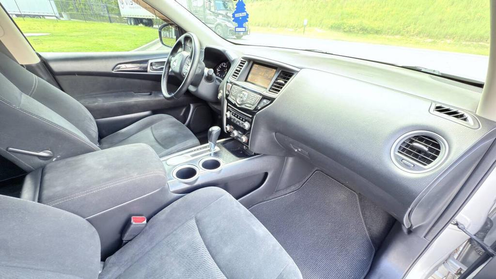 2013 Nissan Pathfinder - $6,999