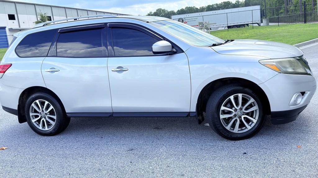 2013 Nissan Pathfinder - $6,999