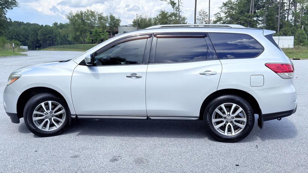 2013 Nissan Pathfinder - $6,999