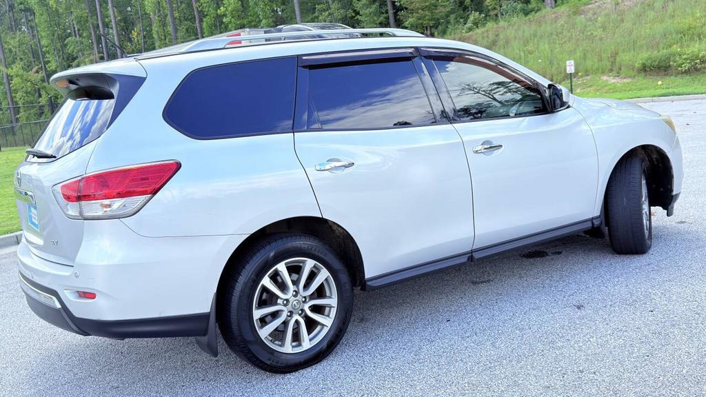2013 Nissan Pathfinder - $6,999