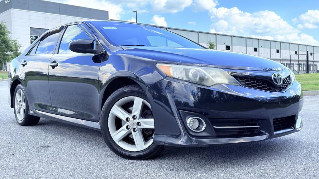 2012 Toyota Camry - $7,500