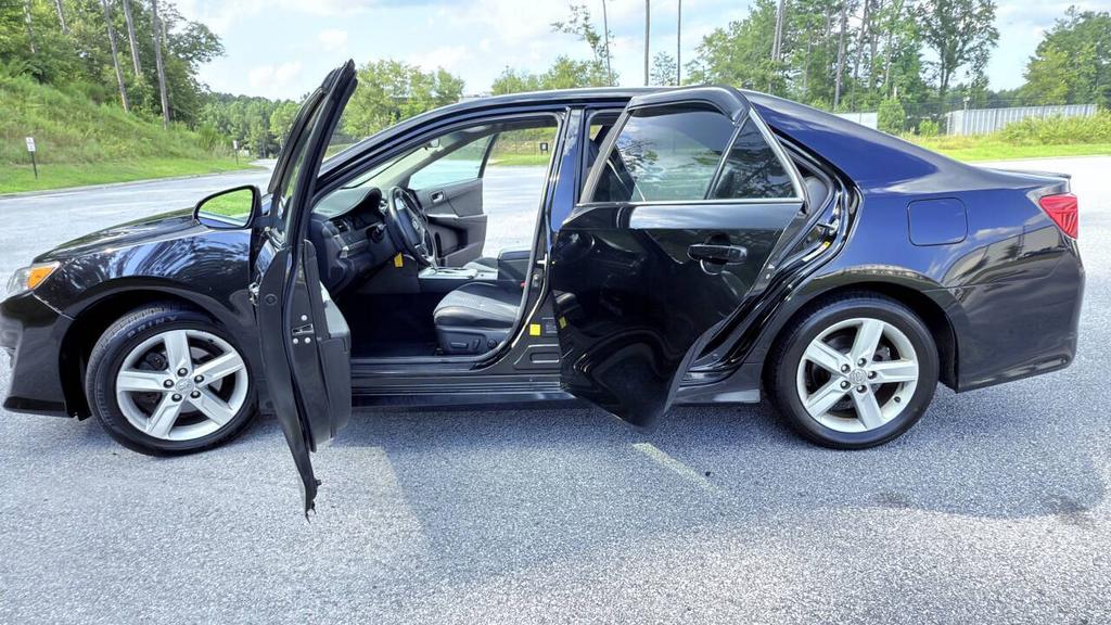 2012 Toyota Camry - $7,500
