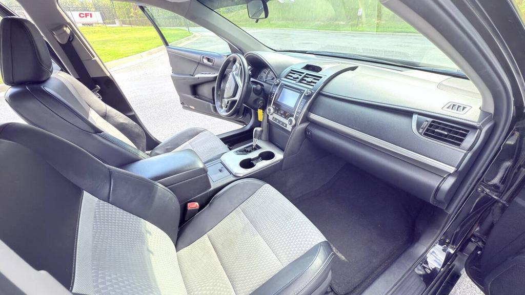 2012 Toyota Camry - $7,500