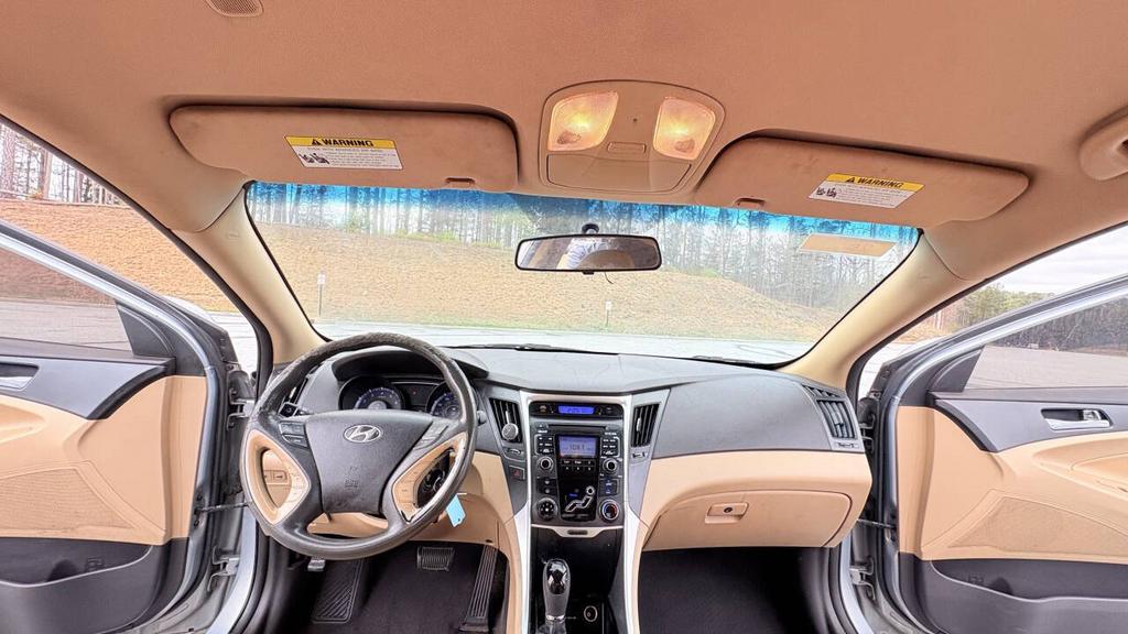 2011 Hyundai Sonata - $5,500