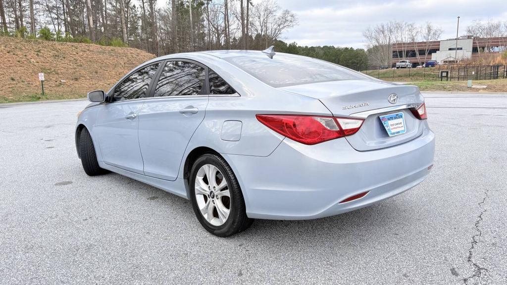 2011 Hyundai Sonata - $5,500