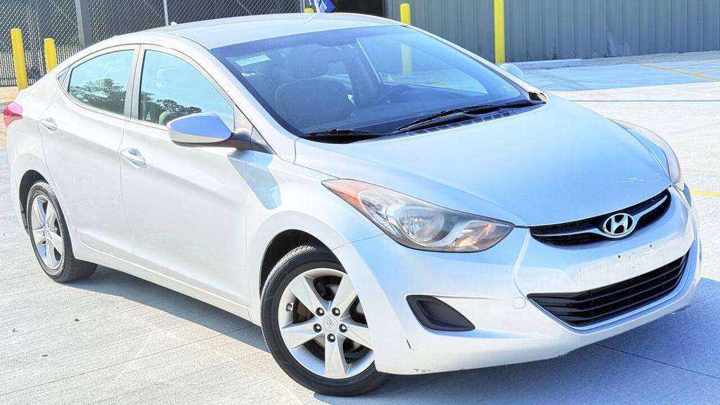 2011 Hyundai Elantra - $6,500