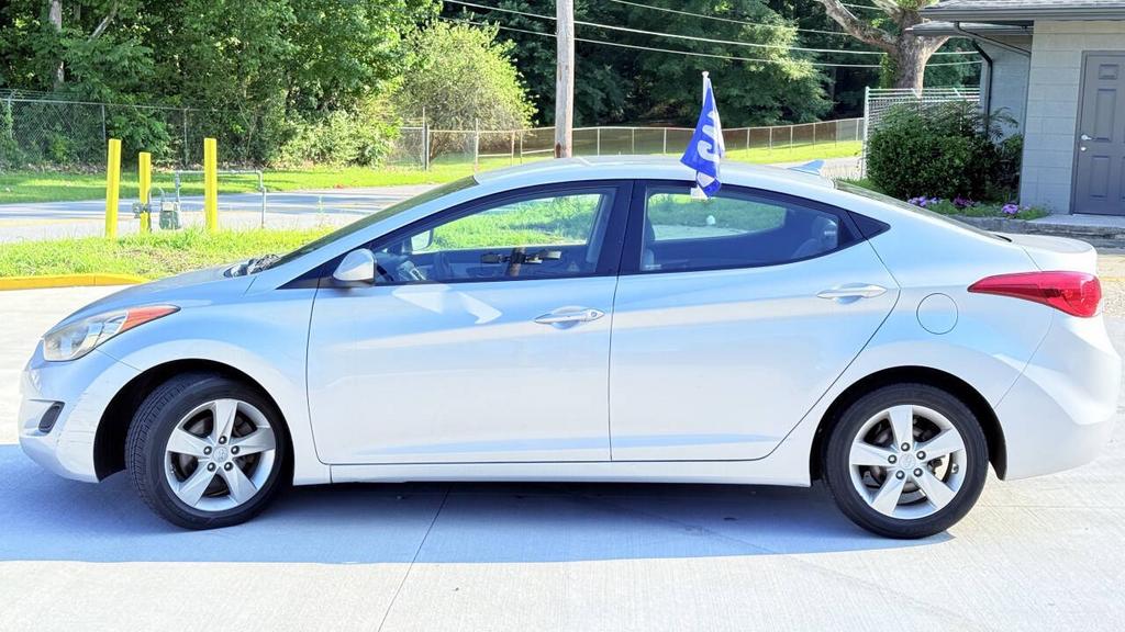 2011 Hyundai Elantra - $6,500
