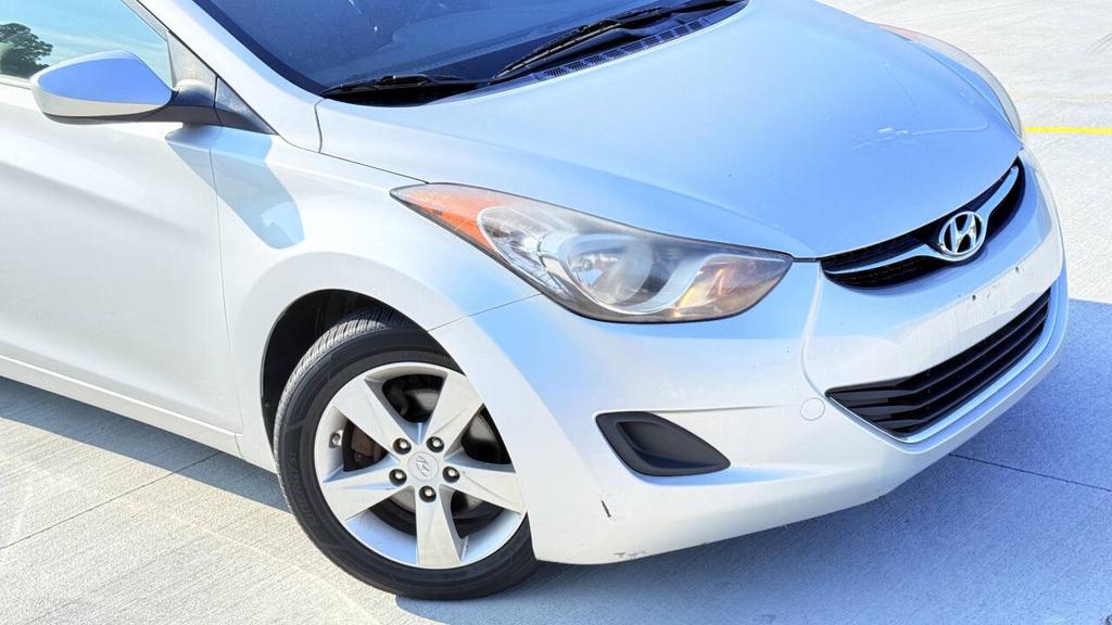 2011 Hyundai Elantra - $6,500