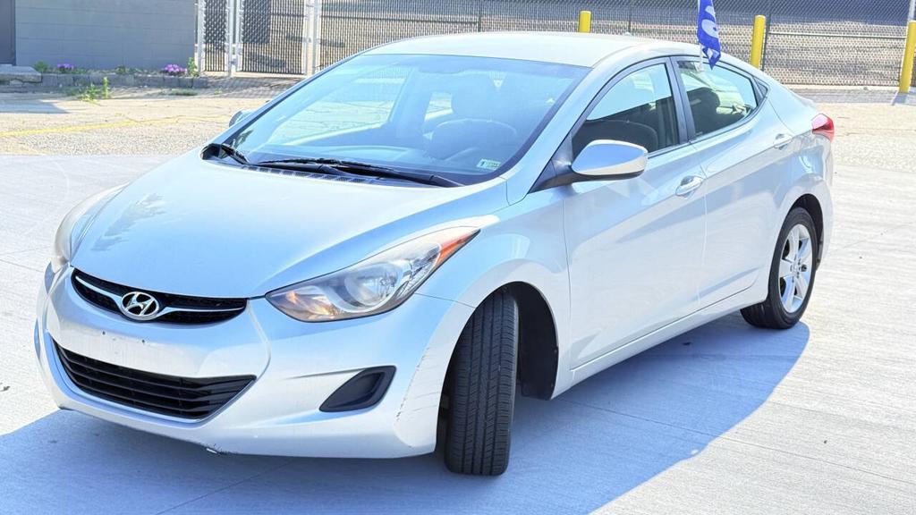 2011 Hyundai Elantra - $6,500