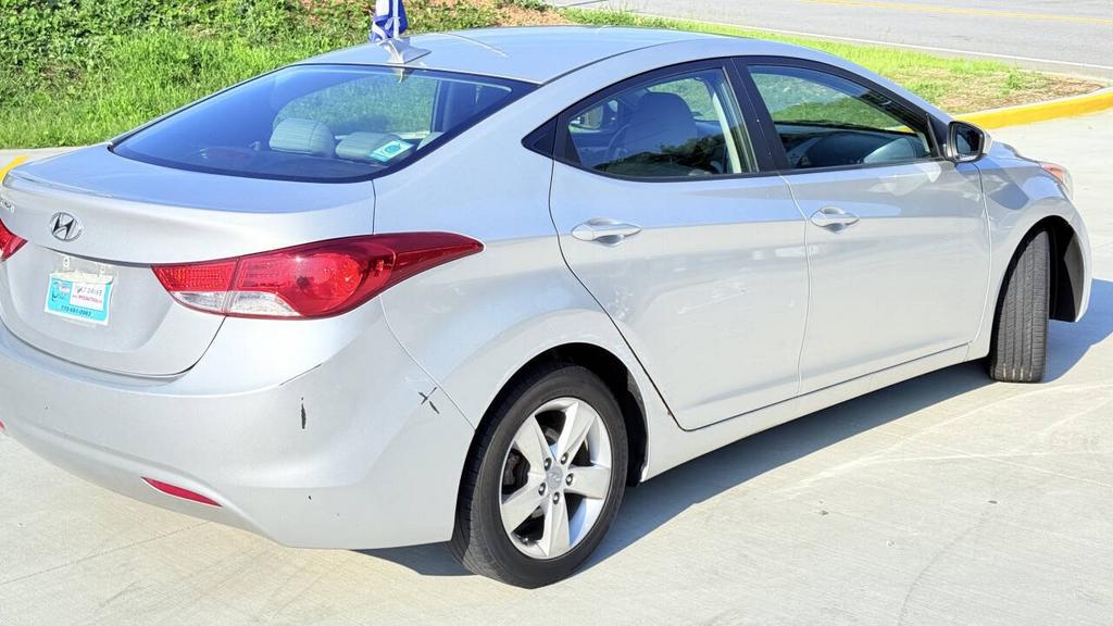 2011 Hyundai Elantra - $6,500