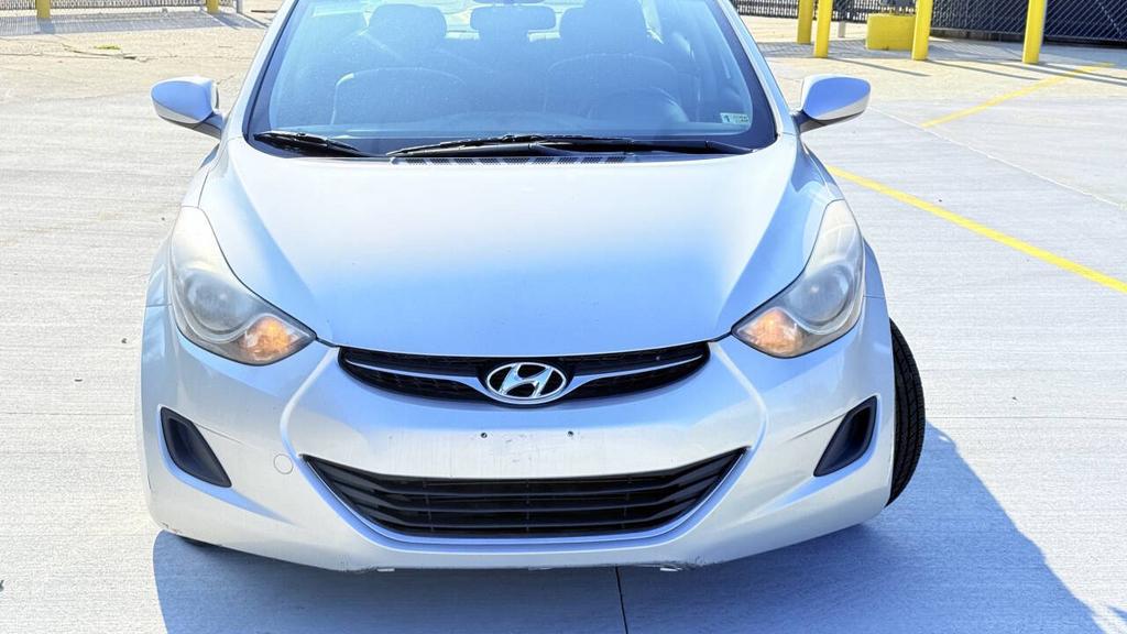 2011 Hyundai Elantra - $6,500