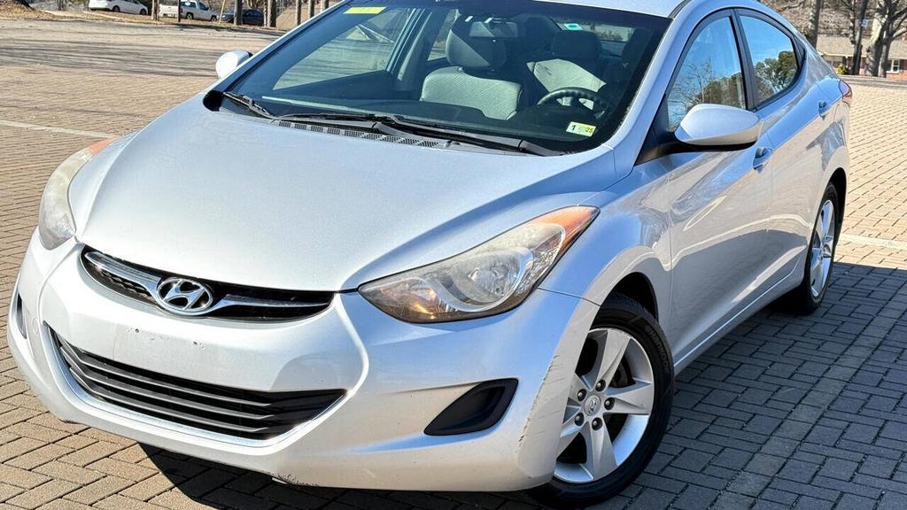 2011 Hyundai Elantra - $6,500