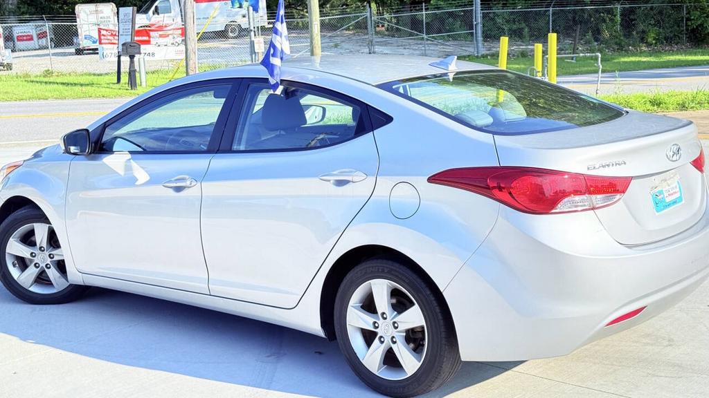 2011 Hyundai Elantra - $6,500