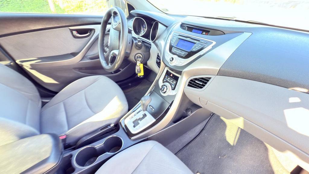 2011 Hyundai Elantra - $6,500