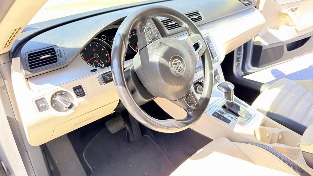 2010 Volkswagen CC - $5,950