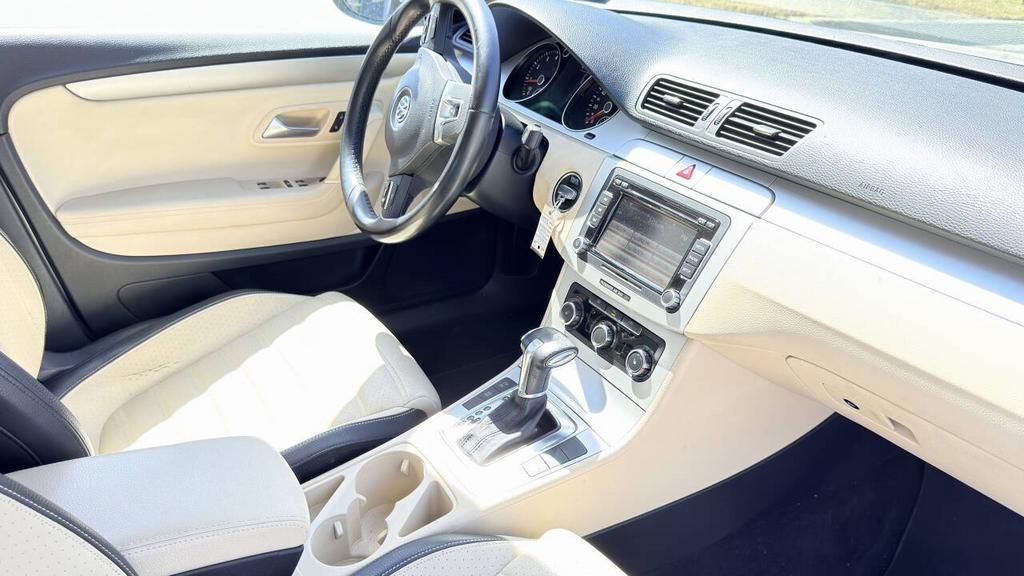 2010 Volkswagen CC - $5,950