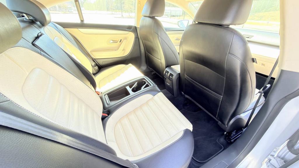 2010 Volkswagen CC - $5,950