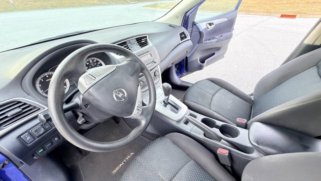 2014 Nissan Sentra - $4,999