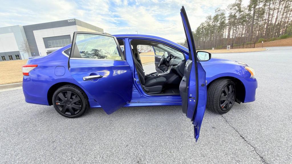 2014 Nissan Sentra - $4,999